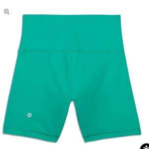 Lululemon Wunder Train 6" Shorts